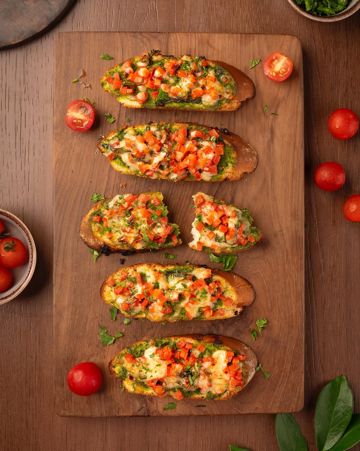 Food that looks this good deserves to be seen. 📸From perfectly styled shots to scroll-stopping (2)